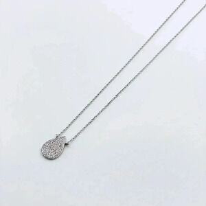 Drop silver necklace